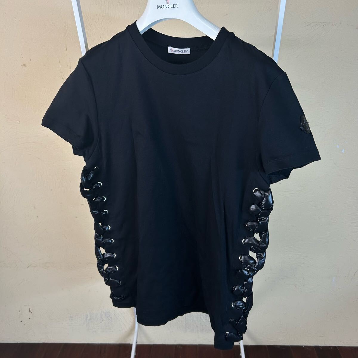 【美品】MONCLER モンクレール 半袖Tシャツ NOIRコラボ黒S拍卖