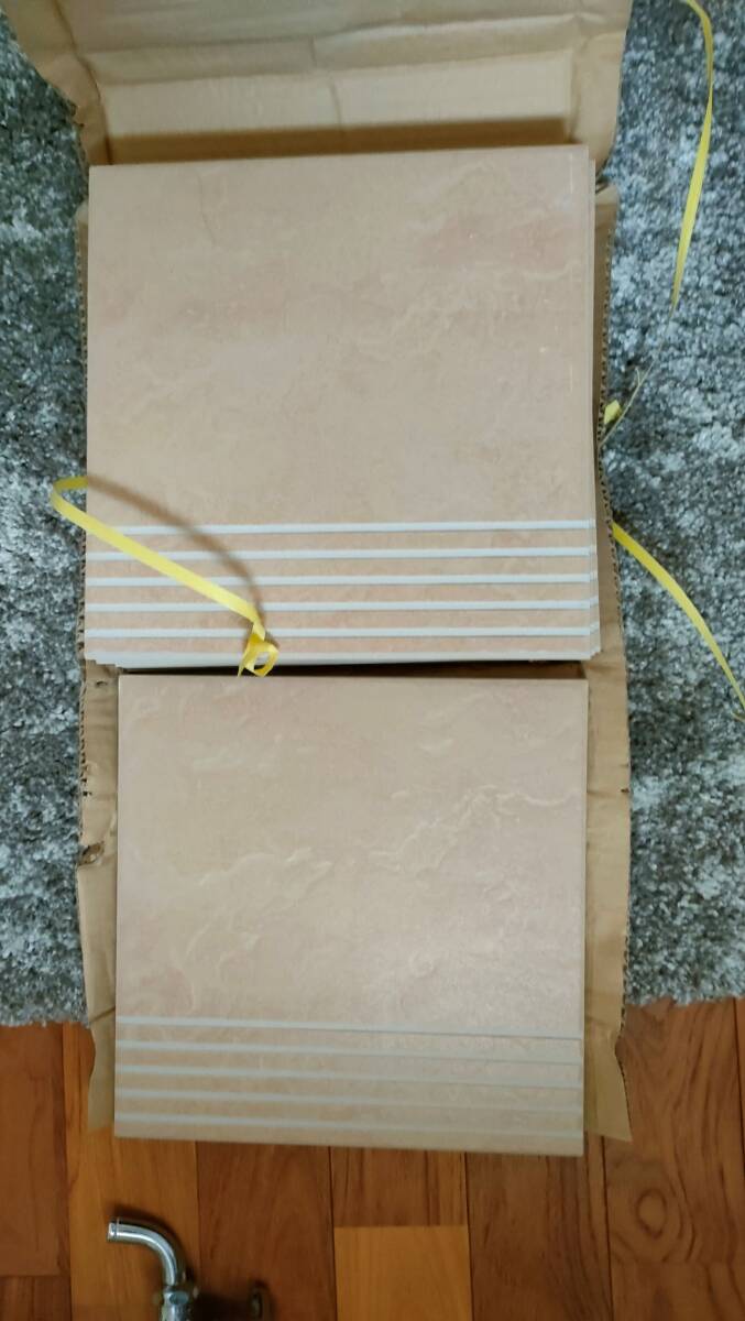 【未使用品】カンバネラ 300角筋入り段鼻拍卖