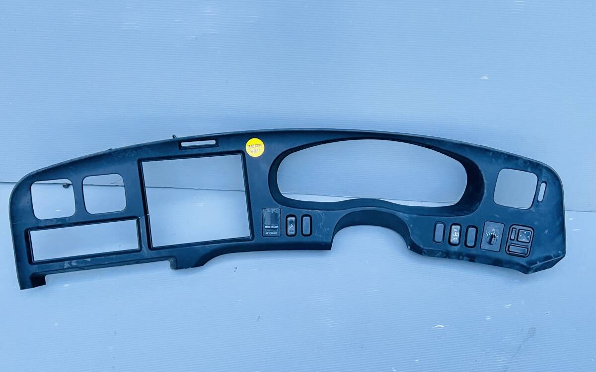 G3033N 三菱 ふそう スーパーグレート H16 FU5 MC935442 ダッシュボード スピードメーター パネル アウターパネル メーターカバー拍卖