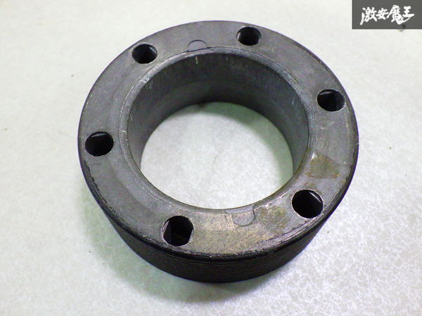 【ストア出品】 社外 メーカー不明 ステアリング ボス スペーサー 1個 全長:約30.1mm 外径:約85.4mm 内径:約55.5mm 穴間:約 7.3cm拍卖
