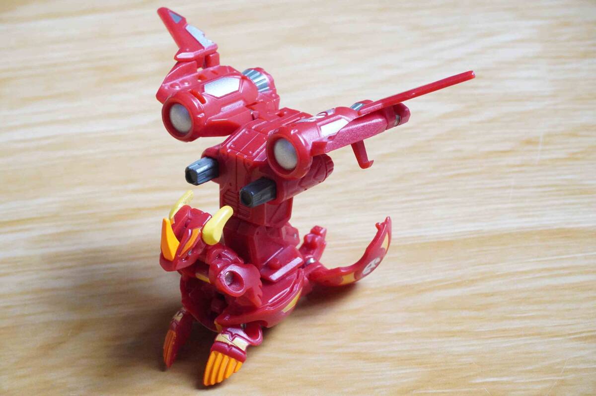 爆丸 ヘリックス・ドラゴノイド & バトルギア ジェットコア セット / SEGATOYS セガトイズ拍卖