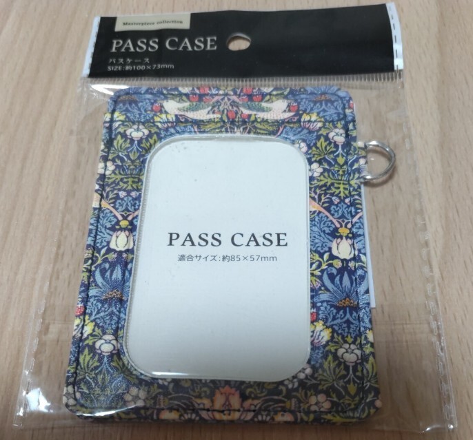 送料無料 新品 未使用 ウイリアムモリス William Morris いちご泥棒 パスケース 定期入れ拍卖