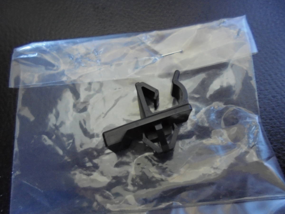 FC3C★純正部品★カブリオレ専用★新品★ボンネットステーホルダー★全国送料無料★即決★レターパックライト発送*拍卖