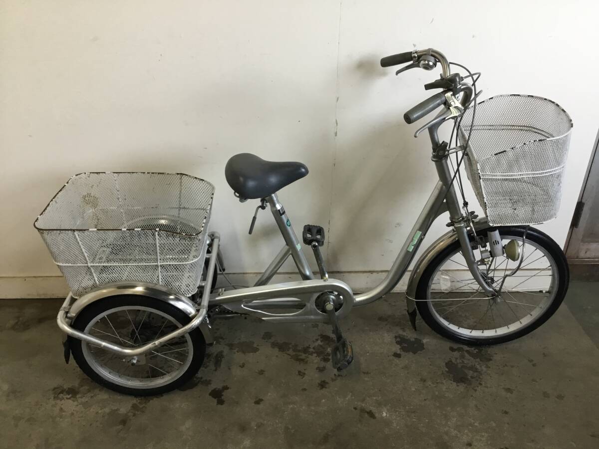 △ v A-57岐阜発/ M.CLUB/ 大人用三輪自転車/ 変速なし/ スイング.固定切り替え付き/ 走行確認/ 現状品/ 管05s/ R7.4/14 △拍卖