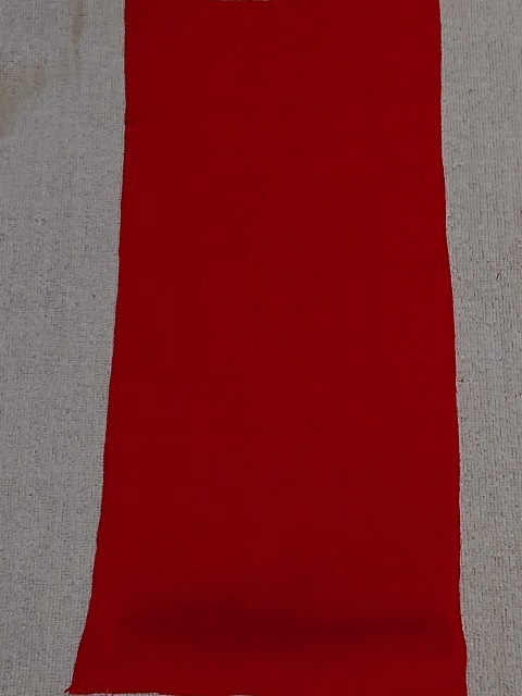 MT-07-01-A*68cm×31cm*赤縮緬*赤色縮緬*縮緬*正絹*市松人形*和装小物*和装人形*はぎれ*古布*リメイク*アンティーク*つるし雛拍卖