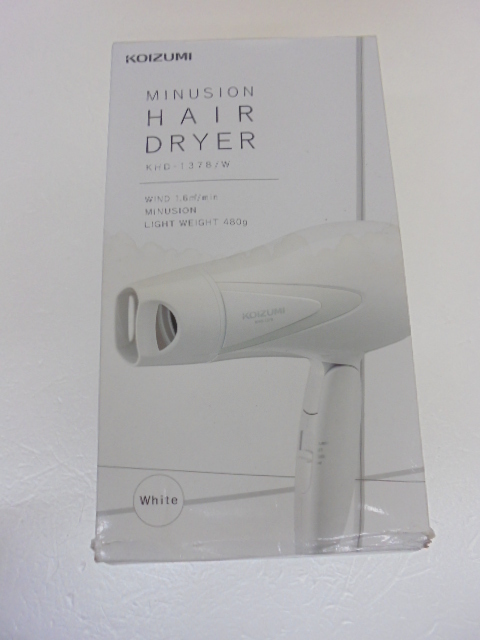 【KCM】KDN-74★新品・箱傷み★KOIZUMI/コイズミ マイナスイオン ヘアドライヤー ホワイト KHD-1378/W 大風量 スリムハンドル拍卖
