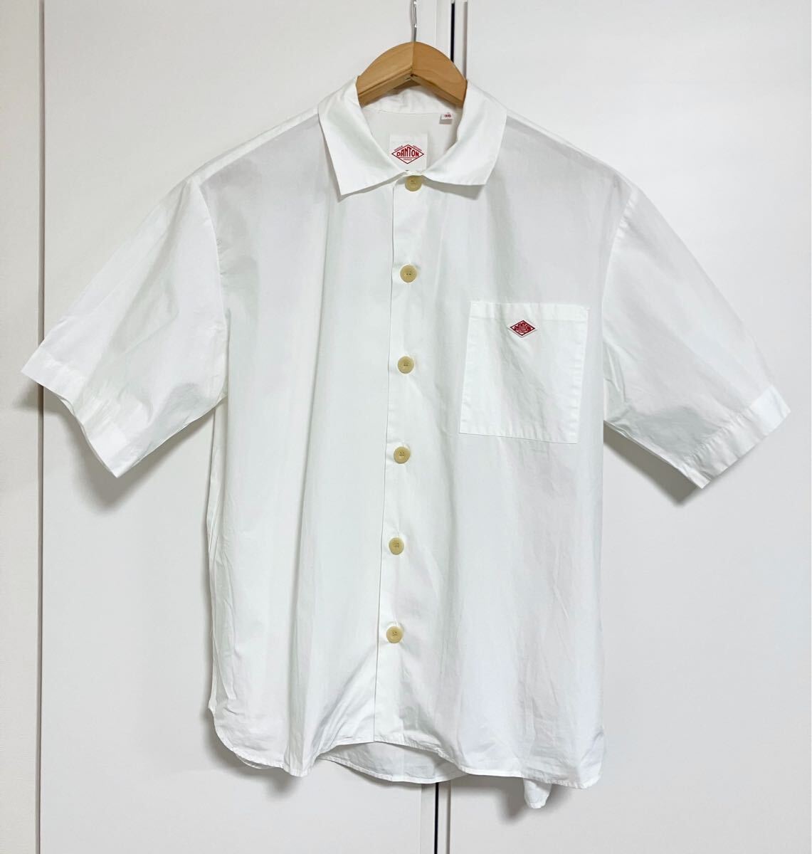 【送料無料】DANTONダントンの半袖シャツ 38サイズ 白 ホワイト拍卖