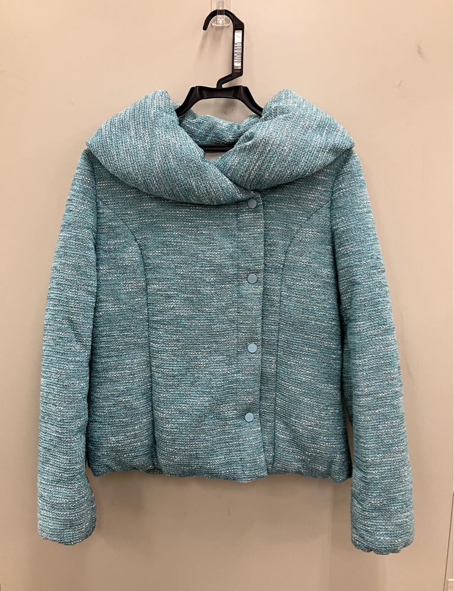 j8d9 Viaggio Blu ビアッジョブルー ダウンジャケット アウター グリーン系 拍卖