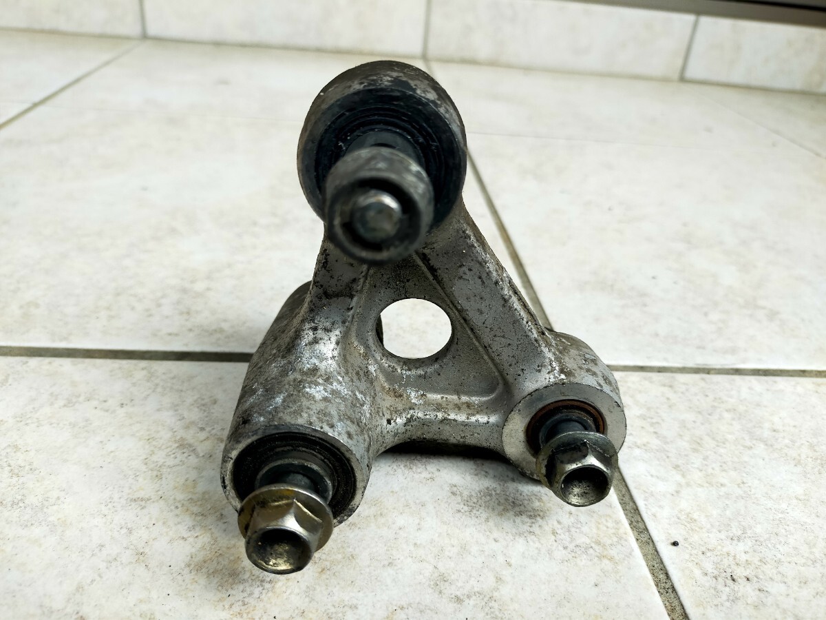 VFR400 NC30 リアサスリンク一式拍卖