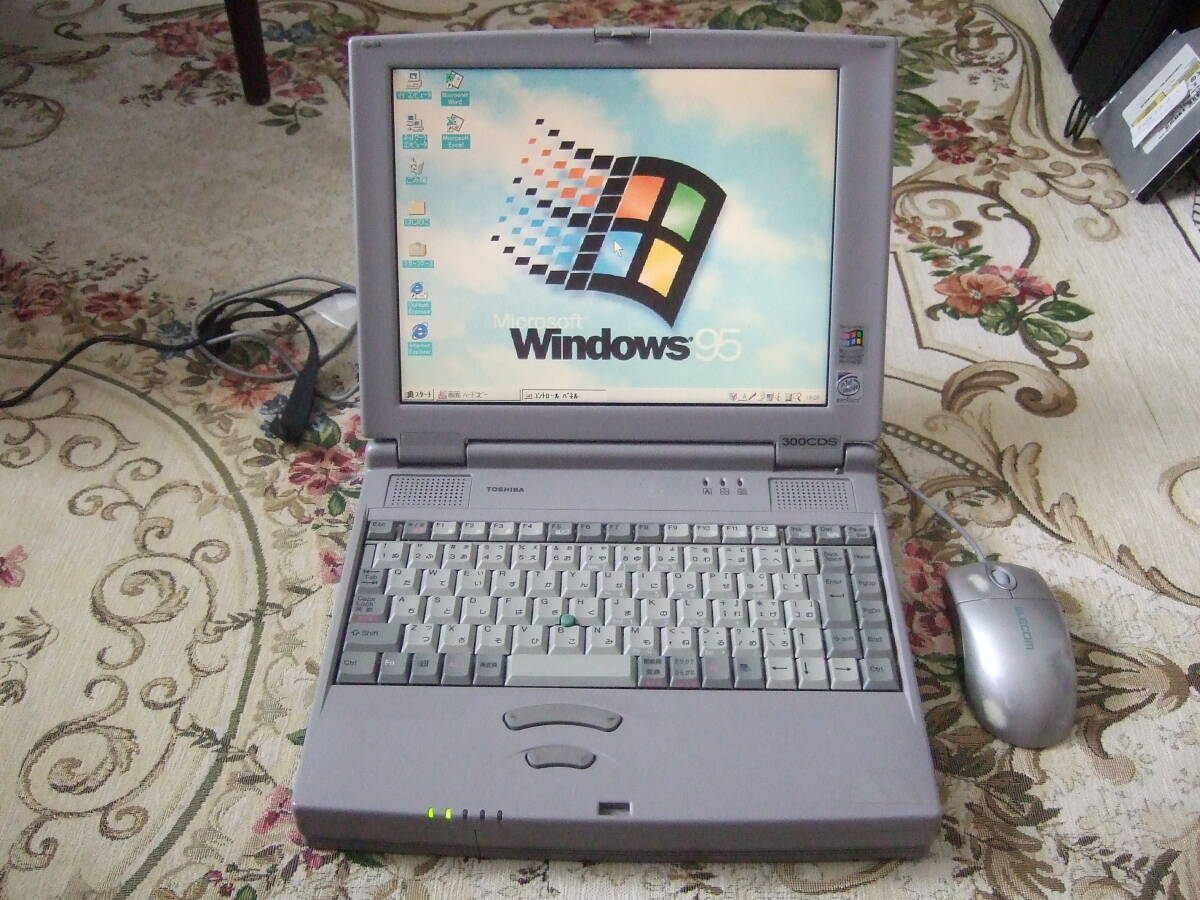 Windows 95 東芝 Satellite 300CDS シリアル D-Sub9ピン(RS-232C) /パラレル D-sub25ピン 拍卖