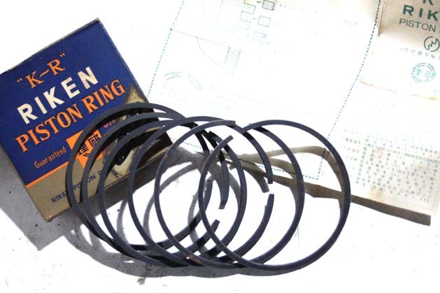 マツダオート3輪CT型1157cc当時新品ピストンリングセット 検ダイハツミゼットジャイアント三菱みずしまアキツくろがね号オリエントレオ日野拍卖