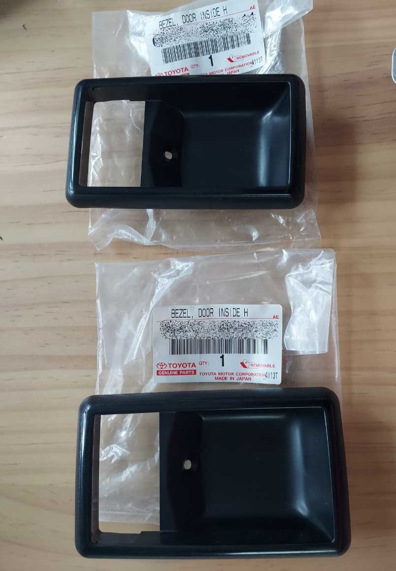 ●新品 未使用●トヨタ純正品 MR2 AW11 インサイド ハンドル ベゼル 左右セット インナーハンドル カバー拍卖