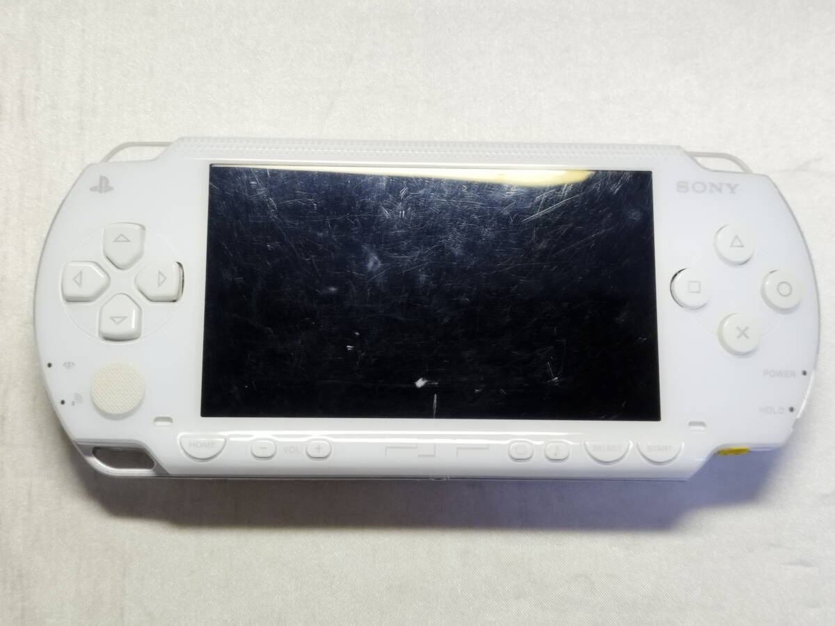 中古品/欠品有り PSPハード PSP本体 セラミック・ホワイト 本体単品 簡易動作確認済み/バッテリー不動拍卖