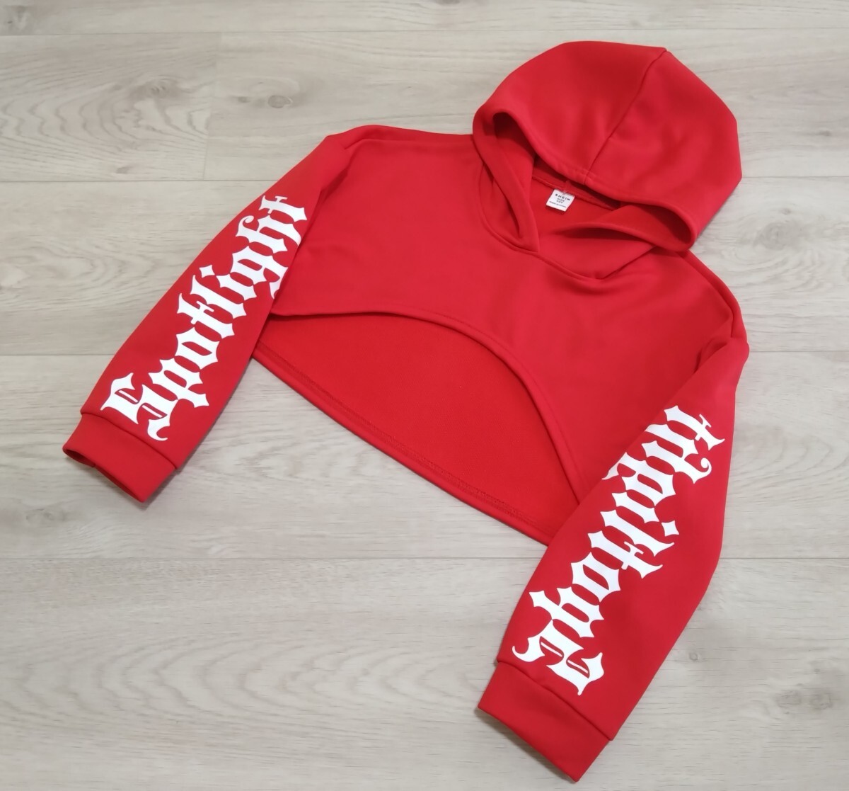 美品★SHEIN★ドロップショルダースーパークロップパーカー★10Y10歳/シーイン/シーン/ショート丈カットソー/フード付き/ダンス140cm150cm拍卖