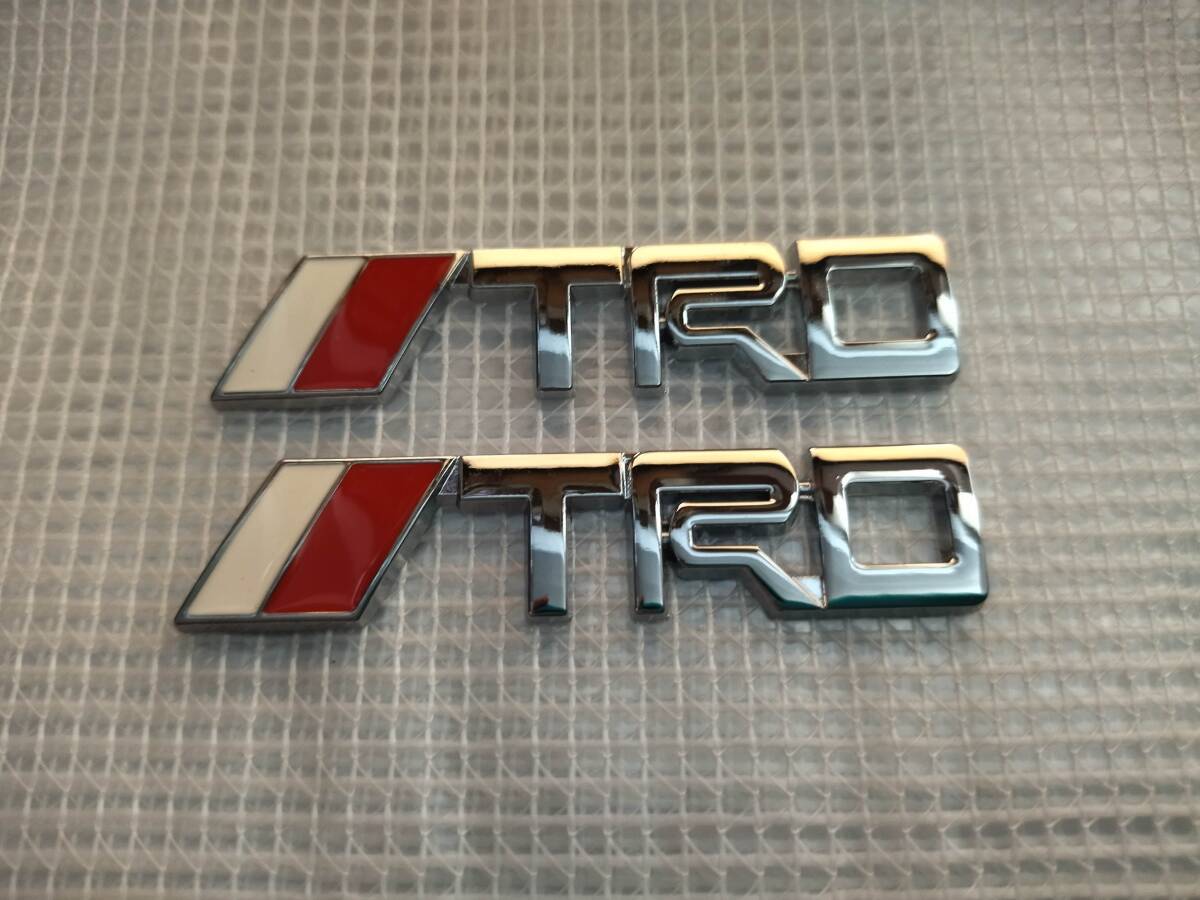 【ゆうパケット送料込】TRD ミニエンブレム(横6.5cm縦1.5cm) 2枚組 メッキシルバー ① ミニサイズ拍卖