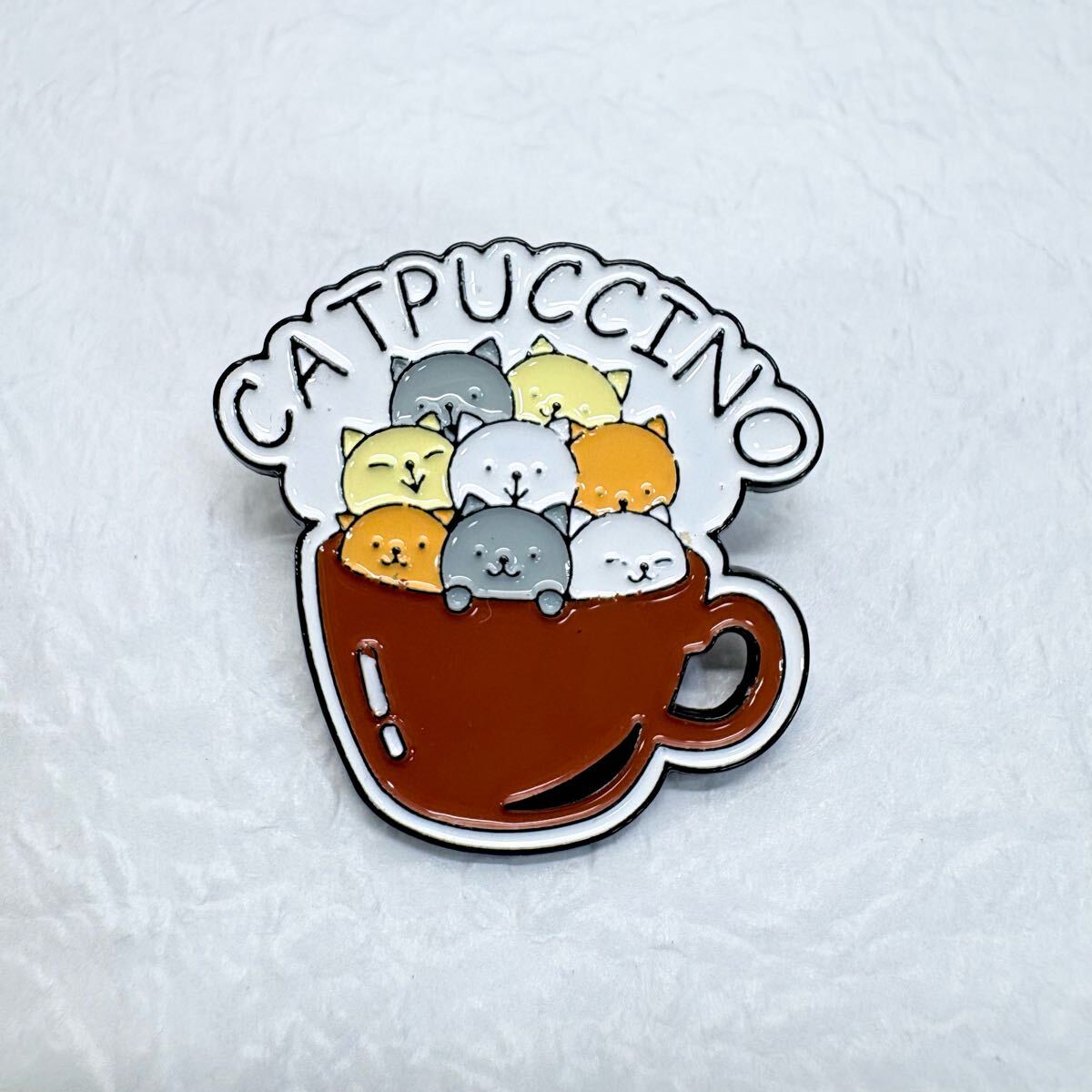 【ピンバッジ】Catpuccino キャプチーノ たくさんの猫 コーヒーカップ拍卖