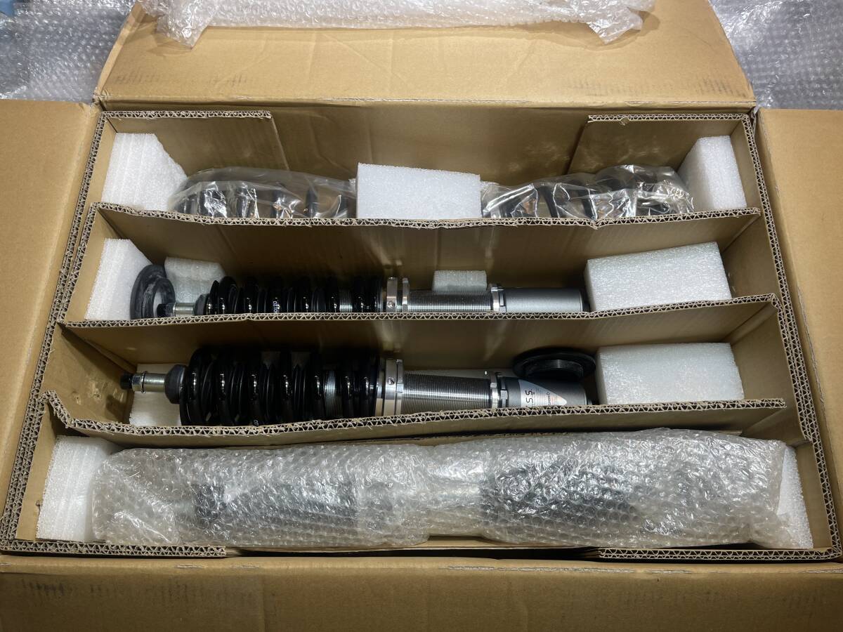 アウディA6 C5 Z・S・S シルバーズ フルタップ 車高調 新品、未使用拍卖