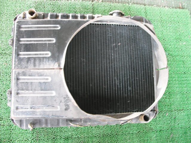 『B258』MS106,4M-EU,クラウン,ロイヤルサルーン,ラジエーター,ファンシュラウド ra2拍卖