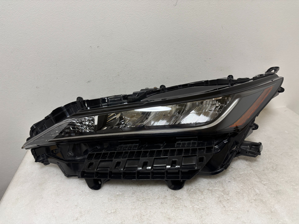 ☆欠け無し☆ ハリアー 80系 MXUA80 MXUH80 LED 48-232 7S ヘッドライト 右 ☆5402拍卖