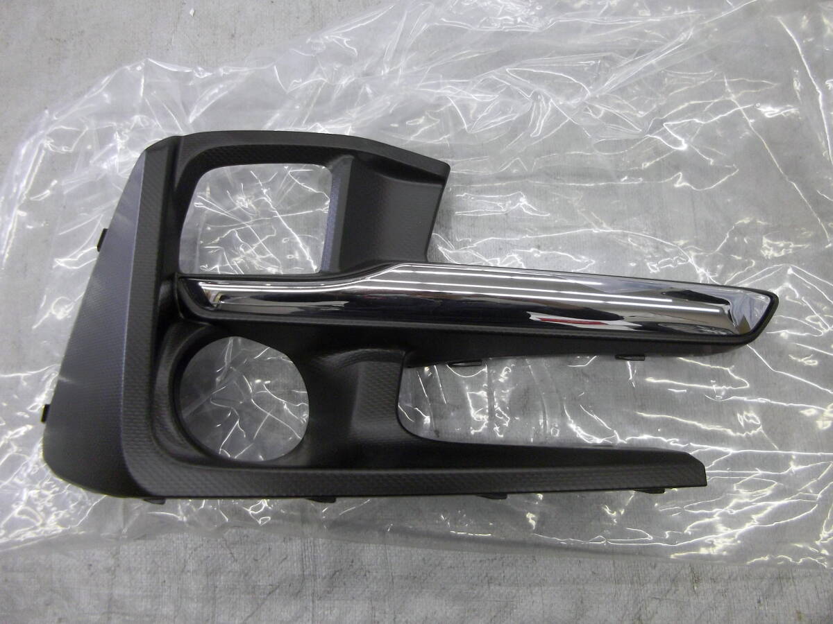 ●●2504-68AL VM4 レヴォーグ 純正 右 フォグカバー フォグベゼル 57731VA270 程度良好 美品!拍卖