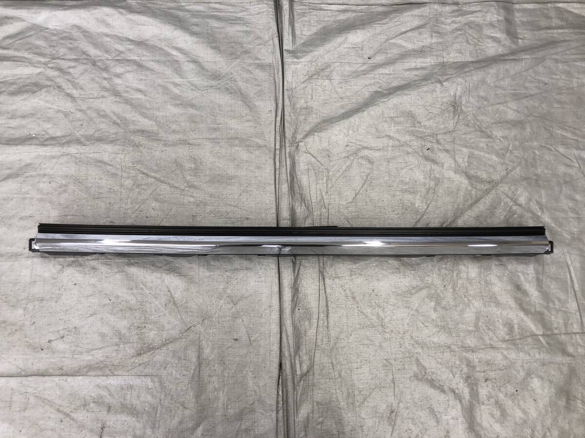 □□2502-N57 美品!トヨタ純正 TAHA40W TAHA45W AAHH40W AAHH45W 40系 ヴェルファイア リアバンパー モール 52757-V2010 良品!拍卖