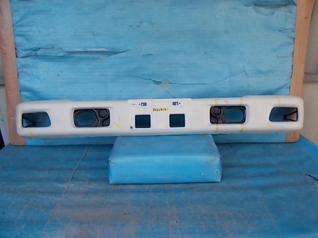 エルフ 標準ボディ フロントバンパー №ZFC50413拍卖