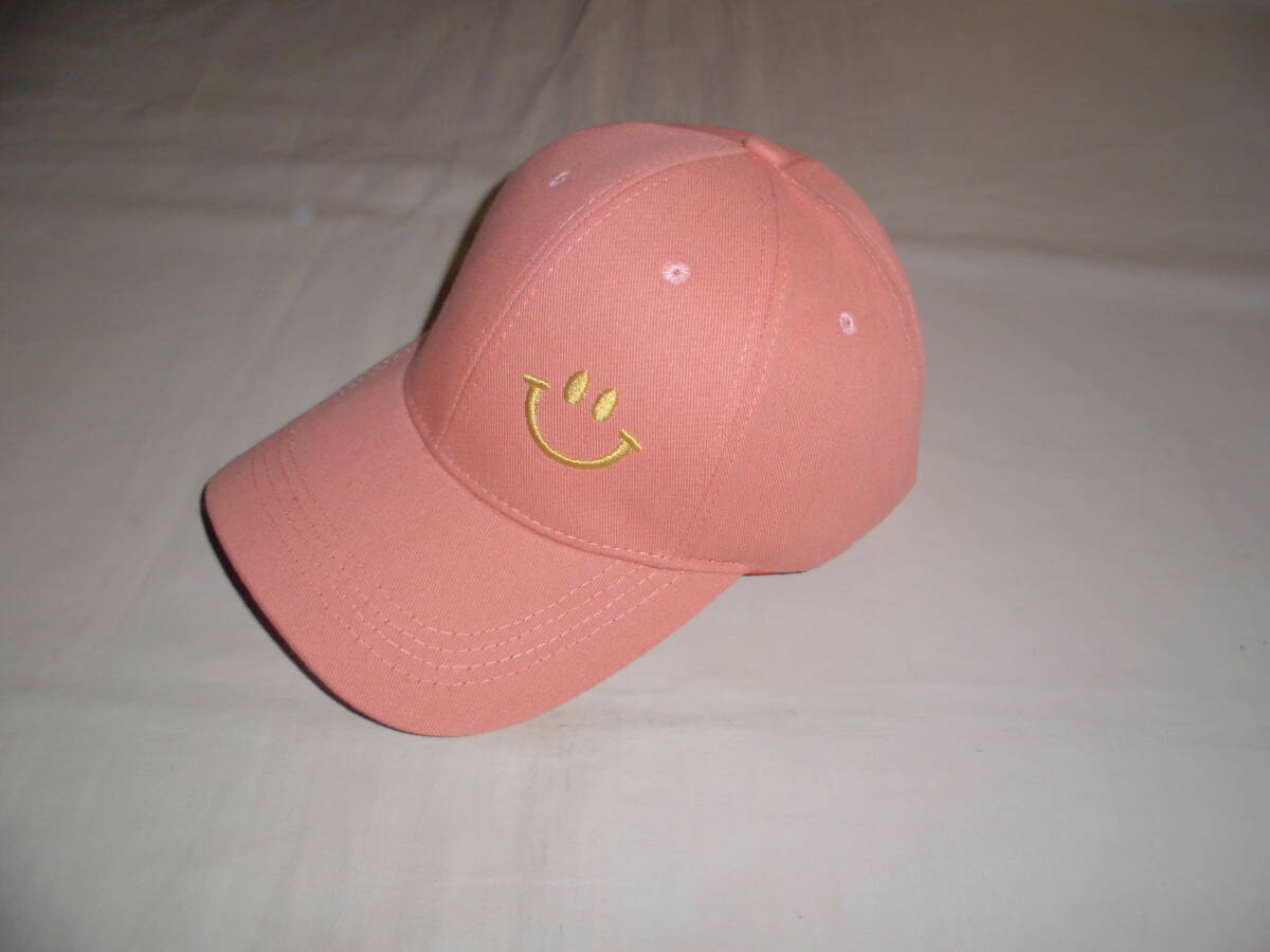 スマイル 刺繍デザイン キャップ フリーサイズ サーモンピンク 男女兼用拍卖
