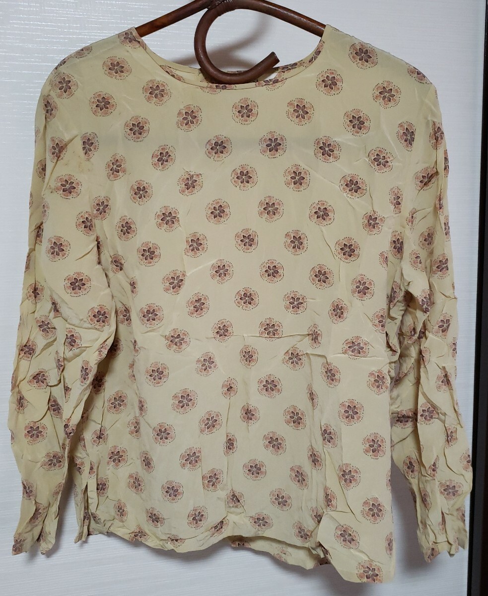 【美品】里麻 LIMA りま 長袖 シルク 100% サイズM 花柄 カットソー シャツ イエロー系 山吹色 エレガント 小泉アパレル拍卖