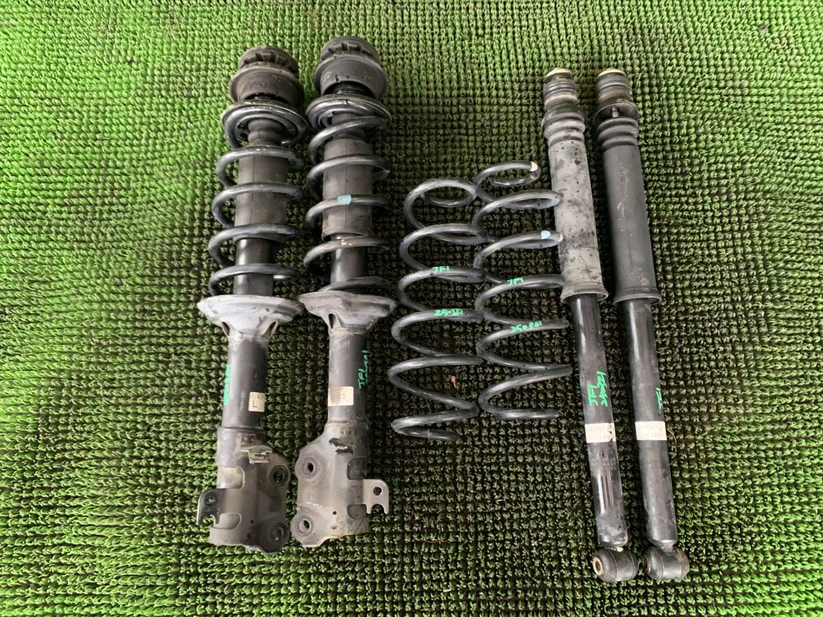 ●即決値段●漏れなし● 92730KM ホンダ Nボックス JF1 JF2 サスペンション ストラット リアショックアブソーバー 左右 スプリング拍卖