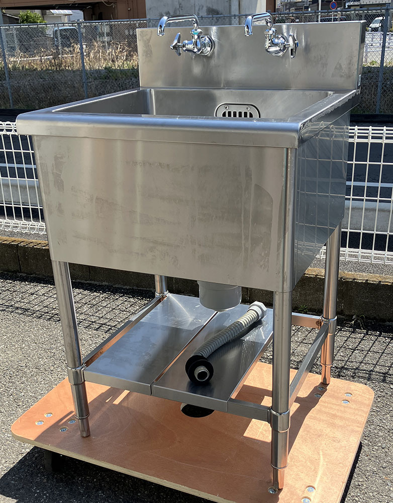 即決 一槽シンク 幅600 奥行600 高さ840+150mm ステンレス 蛇口/単水栓2個付 バックガード付 厨房 業務用 中古拍卖
