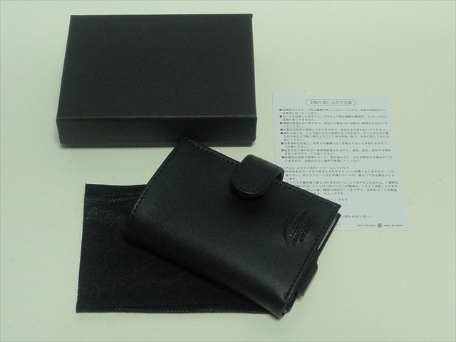 読売ジャイアンツ、シーズンシート限定「スキミング防止機能付き ミニウォレット」未使用拍卖