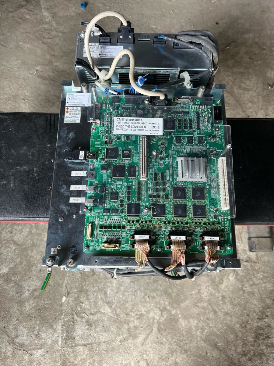 安川電機 YASKAWA MA1400/MH6産業ロボット用 SERVOPACK JZRCR-YSV02-11拍卖