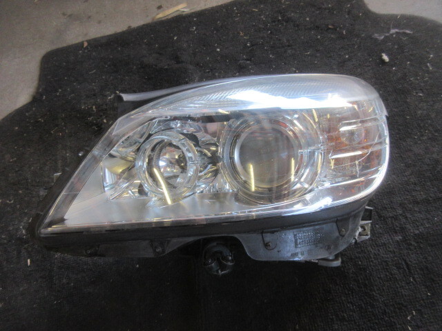 ★④R7G9344 ベンツC200 純正左ヘッドライト DBA-204248 修理やストック等に拍卖