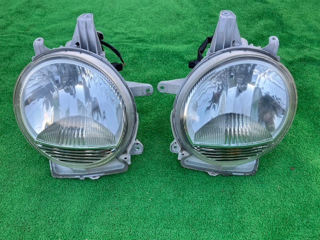 L550S ムーヴラテ ハロゲンヘッドライト 左右 KOITO 100-51761 81110-B2210/81150-B2210拍卖