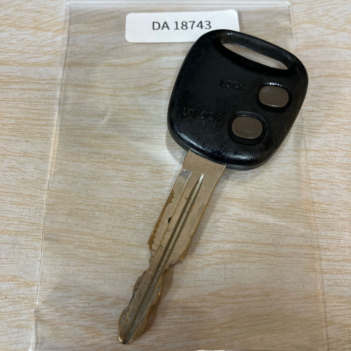 DA18743 ダイハツ 白基盤 純正 キーレス 2ボタン ミラ ミラジーノ L700S ネイキッド ムーヴ コペン マックス等 リモコン拍卖