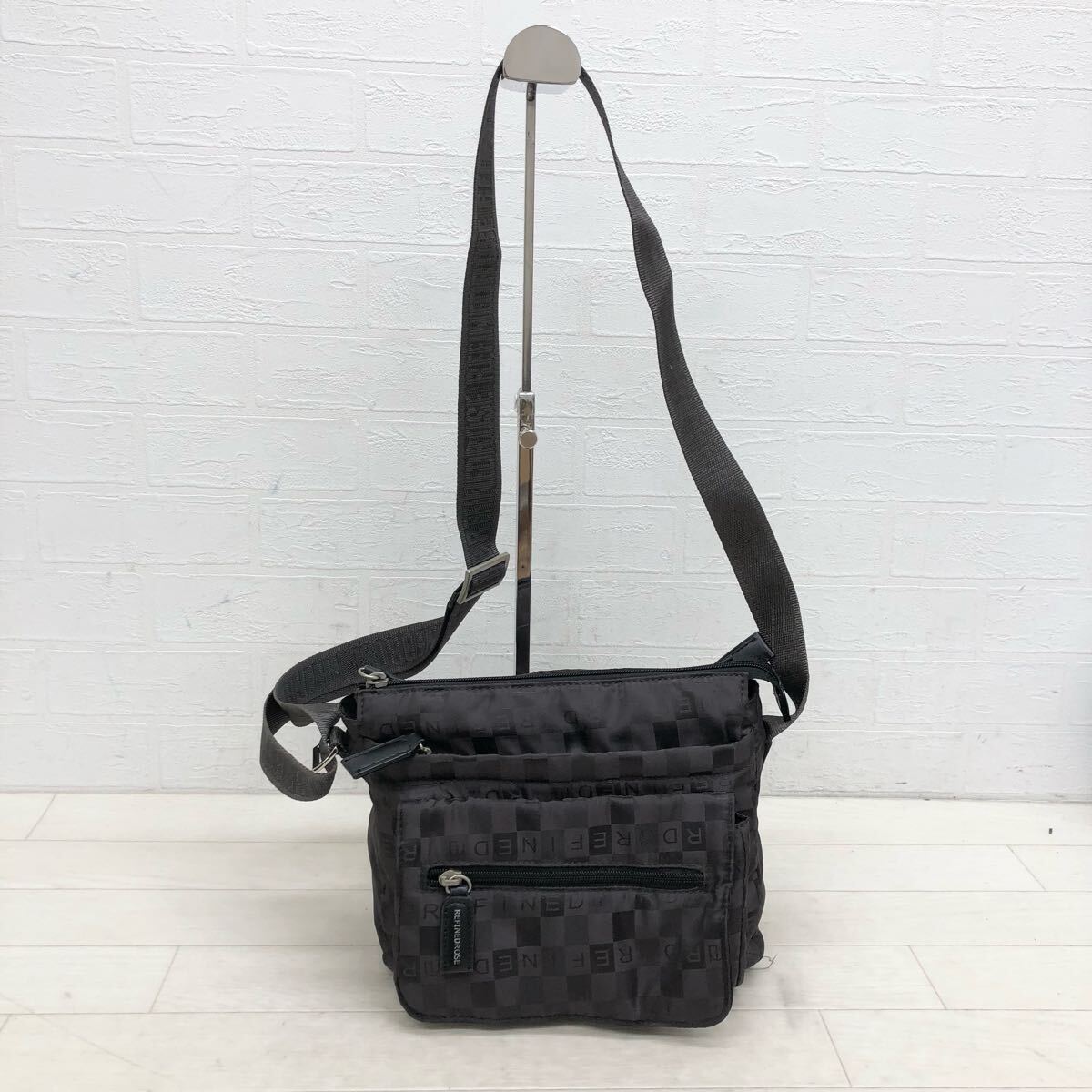 1723〓 REFINEDROSE ショルダーバッグ レディース ブラックグレー 鞄 肩掛け鞄 ボックスチェック カジュアル拍卖