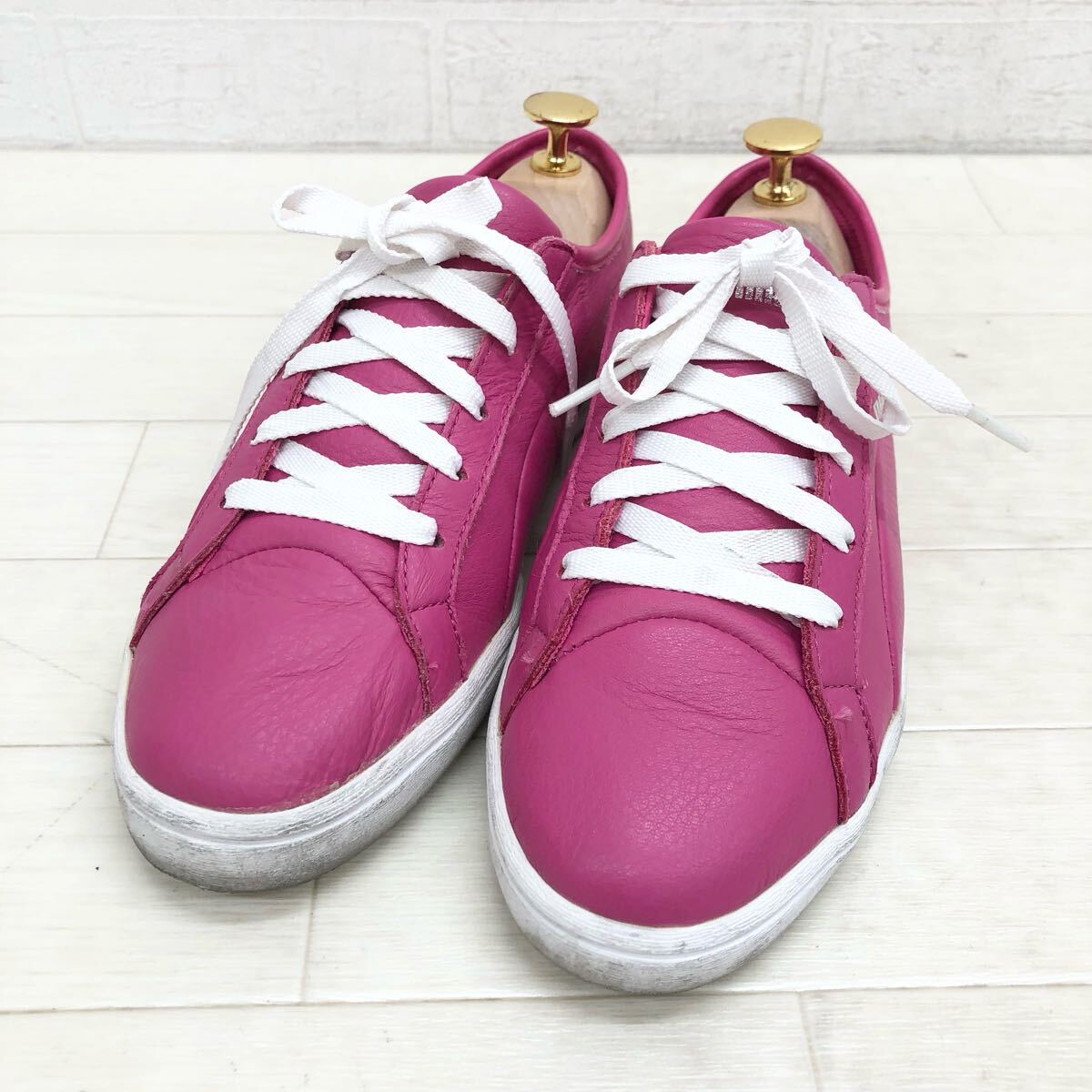 1729〓 PUMA プーマ スニーカー レディース サイズ23 濃いめピンク 靴 シューズ カジュアルシューズ拍卖