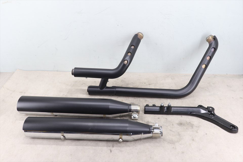 328543 ハーレー FXLRS 2020年 純正 マフラー エキパイ サイレンサー ヒートガード ブラック 新車外し拍卖