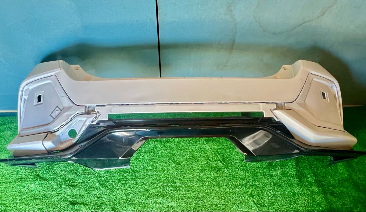 シビック ハッチバック FK7 純正 リアバンパー 71501-TGG-ZZ00 ホワイト B020拍卖