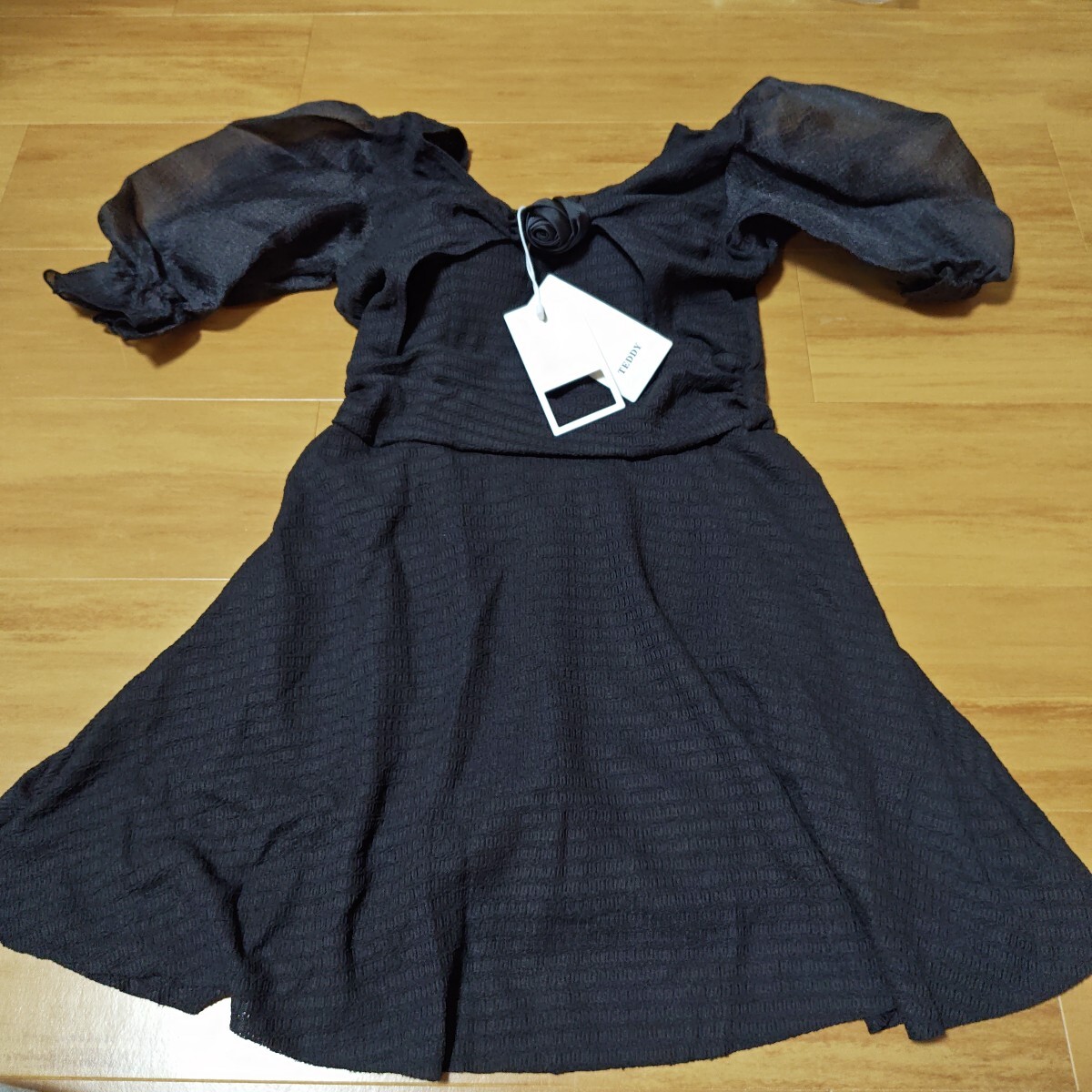 水着  ワンピース 黒 パンツスタイル 新品未使用タグ付き レディース 可愛い フェミニン 体型カバー XL LL ブラック拍卖