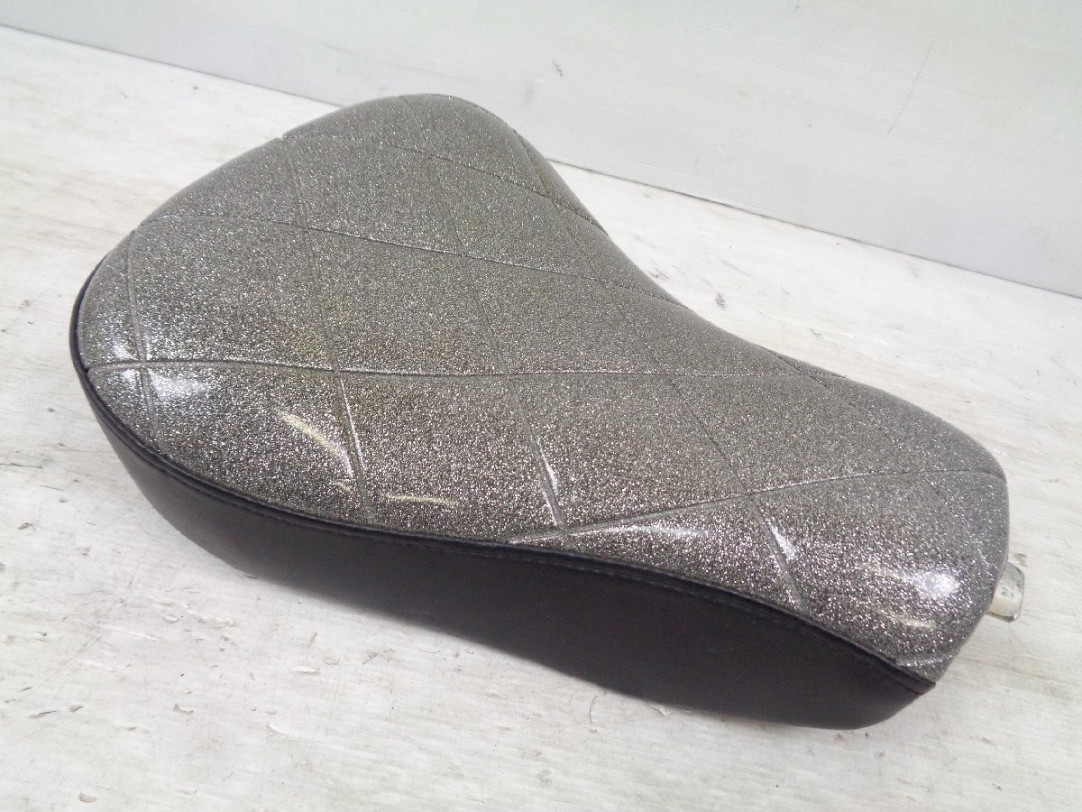 スポーツスター XL1200X フォーティーエイト 11-21 ハーレー純正 オプション ソロシート メタルフレーク アンコ抜き 52000051 良品【G054】拍卖