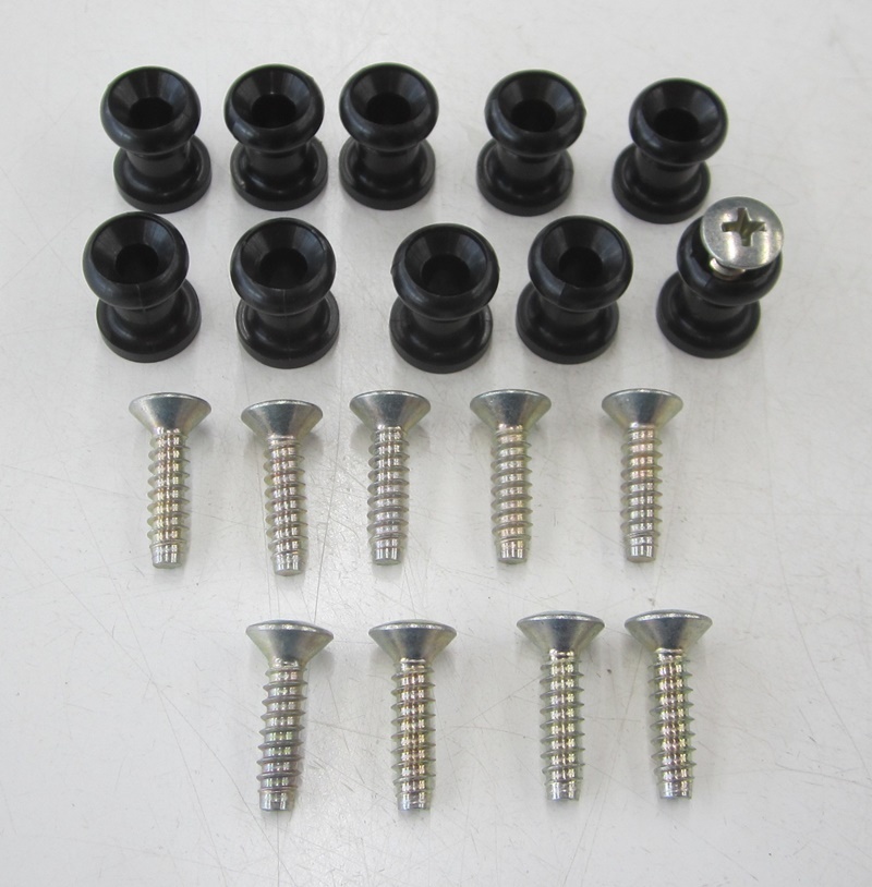 ハコスカ 用 日産純正 フロアマット 固定クリップとスクリュー 10個セット KPGC10 KGC10 PGC10 GC10拍卖