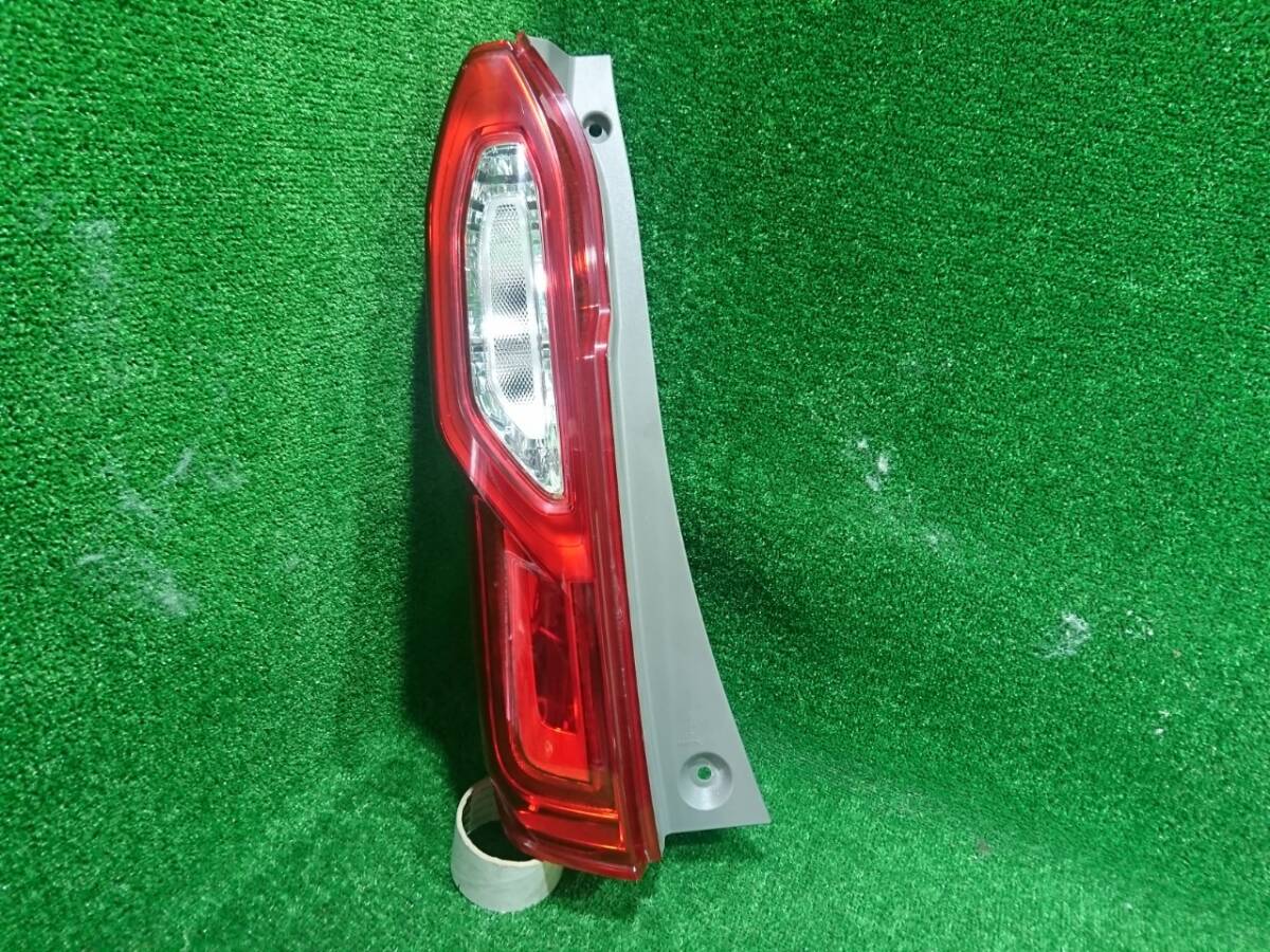 JF3 NBOX 左テールランプ イチコー D186(79501)拍卖