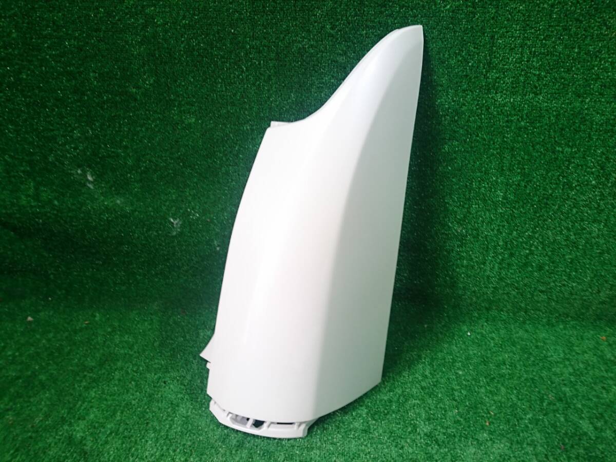 AGH30 アルファード 右コーナーバンパー パール 070(79591)拍卖