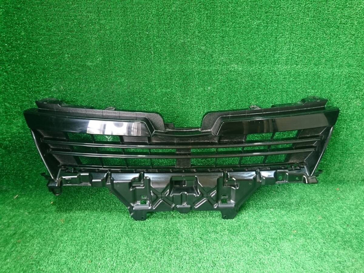 ZRR80 ヴォクシー フロントグリル ブラック(46173)拍卖