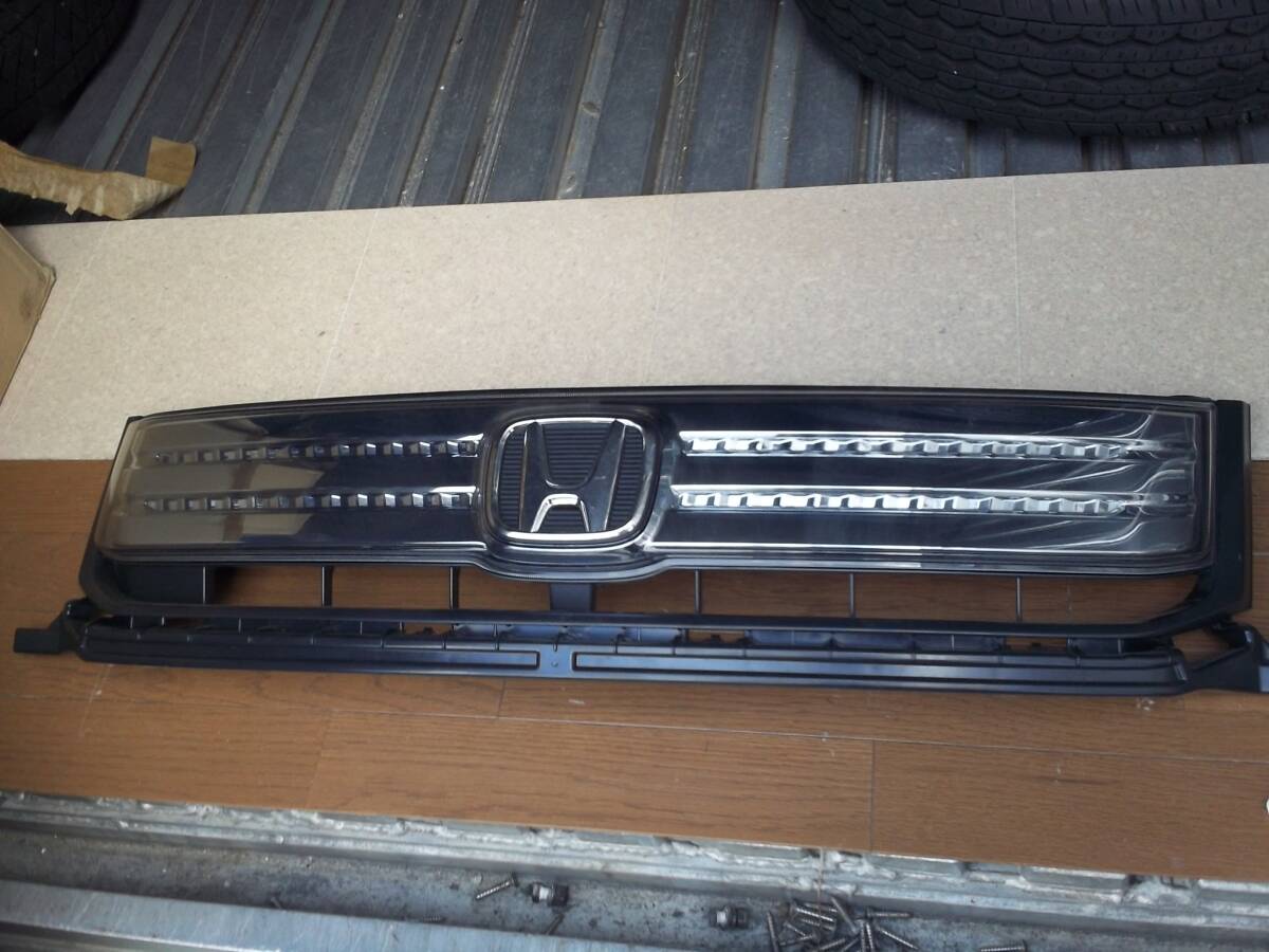 ホンダ ステップワゴン 純正 フロントグリル TL2拍卖