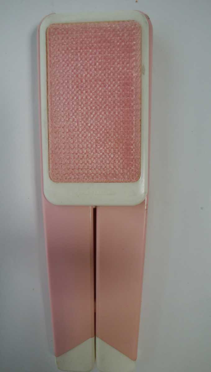 値下げ!折りたたみハンガー エチケットブラシ装着 アイデア品 出張、旅行 GS-BATTERY非売品 軽くて丈夫 厚約1.8cm 自宅保管拍卖