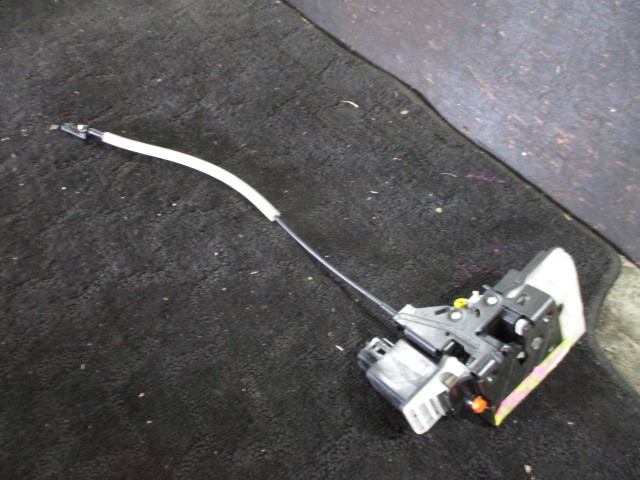 ★35G4406 ボルボS60R 純正右後ドアロックアクチュエーター 作動OK 運転席後ろ分 右ハンドル車 RB5254A 修理やストック等拍卖