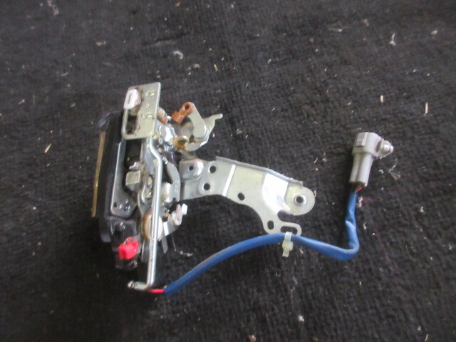 ★④R7G9248 TRY230 ダイナ 純正右ドアロック トヨエース 修理やストック等に拍卖