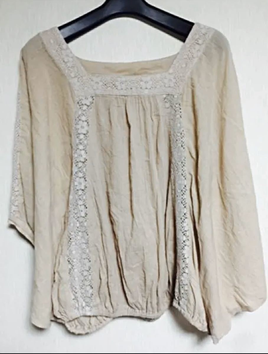 【グレースコンチネンタル】ドルマンスリーブレースブラウス♪拍卖